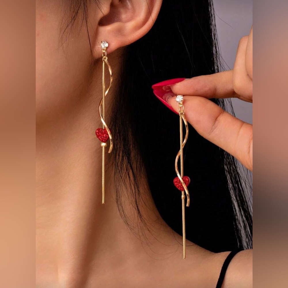 Elegant Gold and Red Dangle Earrings
(146)